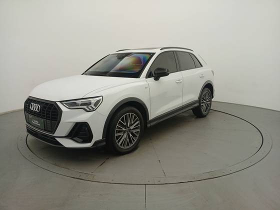 AUDI Q3 2.0 40 TFSI GASOLINA PERFORMANCE BLACK QUATTRO TIPTRONIC AUDI Q3 2.0 40 TFSI GASOLINA PERFORMANCE BLACK QUATTRO TIPTRONIC